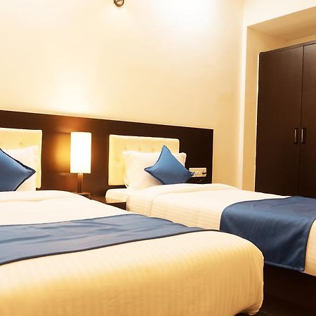 Hotel Max Inn Bhagalpur Bagian luar foto