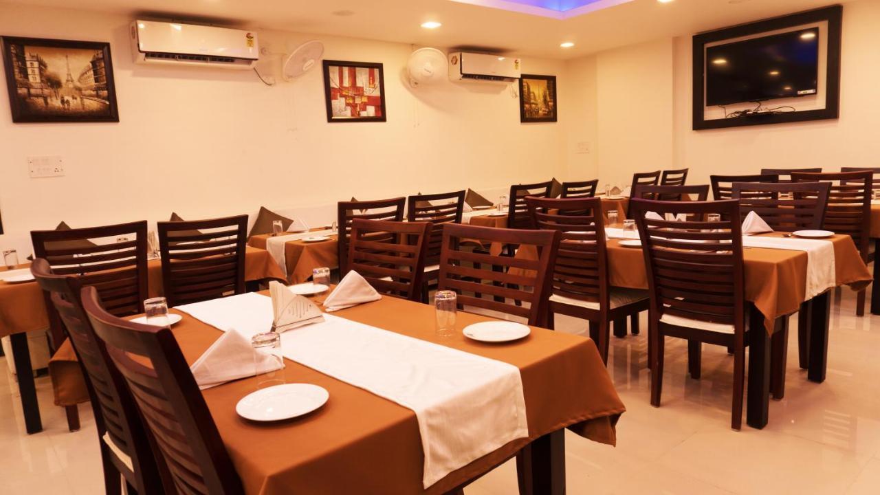 Hotel Max Inn Bhagalpur Bagian luar foto