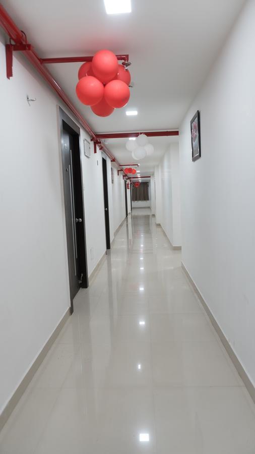 Hotel Max Inn Bhagalpur Bagian luar foto
